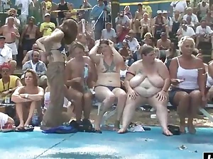 Watch this first-timer nymphomaniac flaunt her forms on the stage in a sensuous outdoor dance